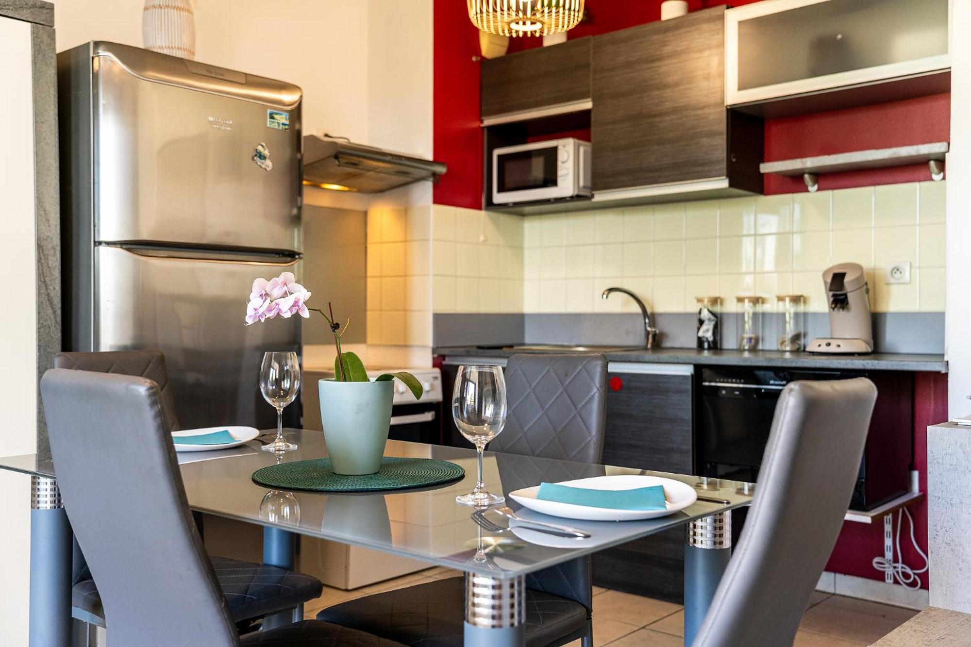 Apartament Arrivee Autonome - Parking Interieur - Netflix Saint-Denis Zewnętrze zdjęcie
